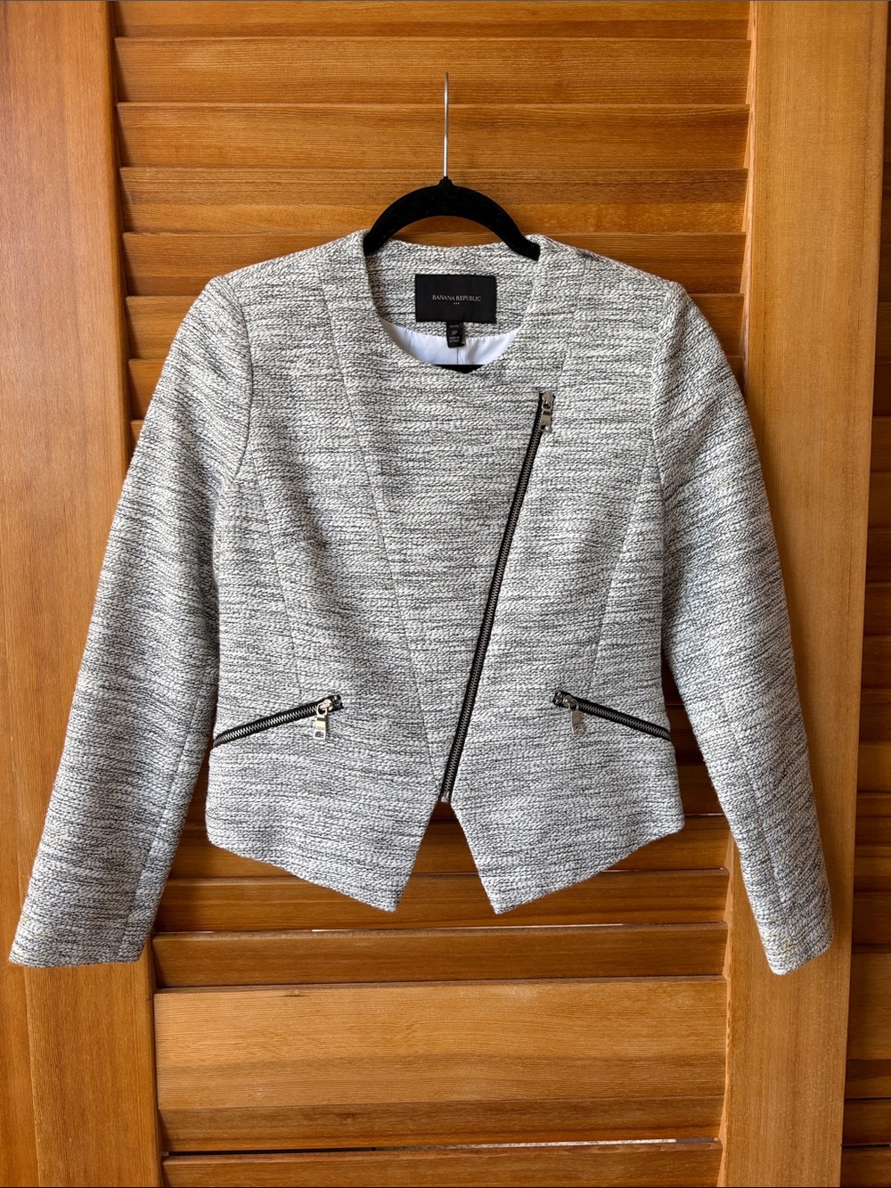 Banana Republic Gray Tweed Asymmetric Zip Blazer - Picture 1 of 7
